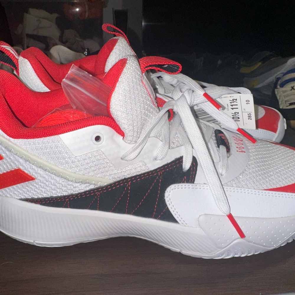 Adidas Dame Certified Size 10.5M